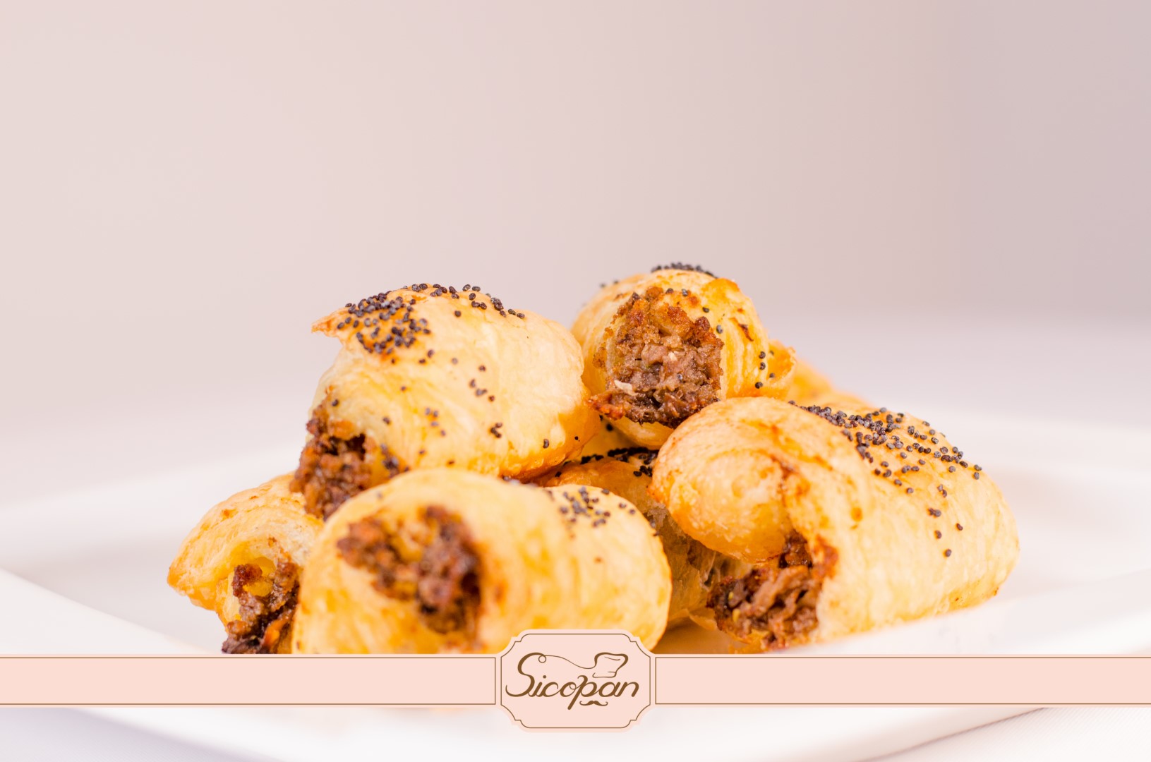 Bușeuri cu ciuperci sau brânză