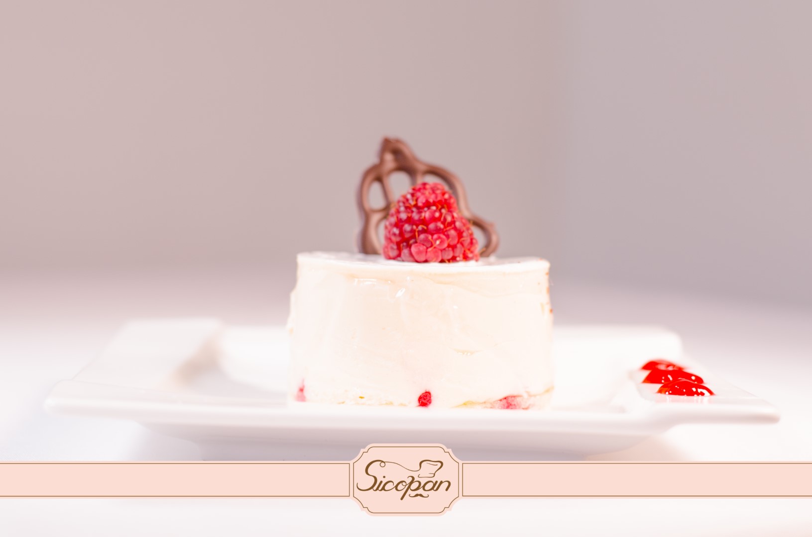 MiniMousse de Ciocolată albă cu zmeură sau caramel - imagine 5