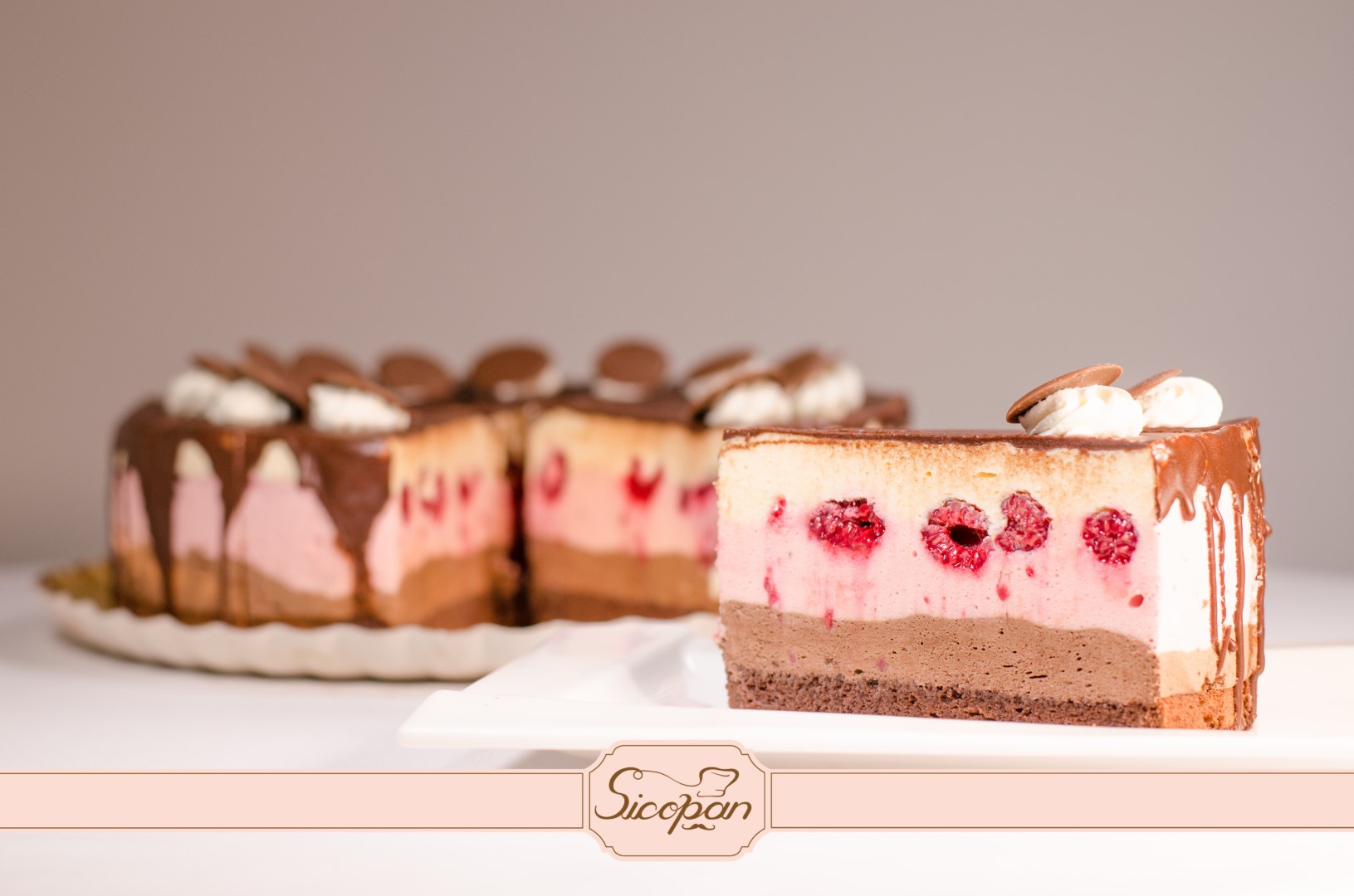 Tort Trio (Trei Ciocolate) cu zmeură - imagine 4