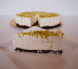 Tort cheesecake cu lime