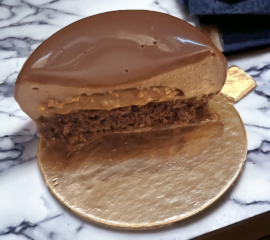 Tort monoporție cu mousse ciocolată belgiană si inserție crocantă